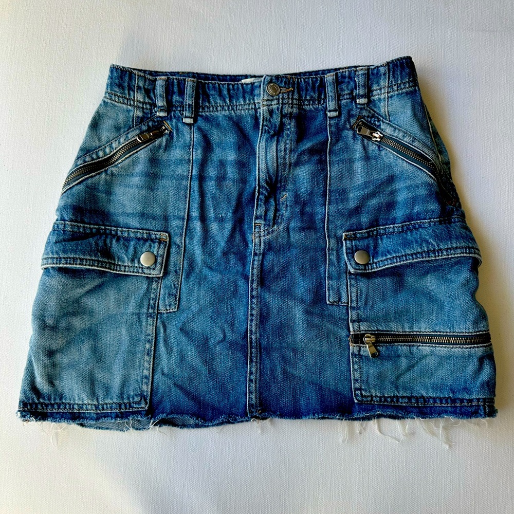 Free People distressed Jean mini